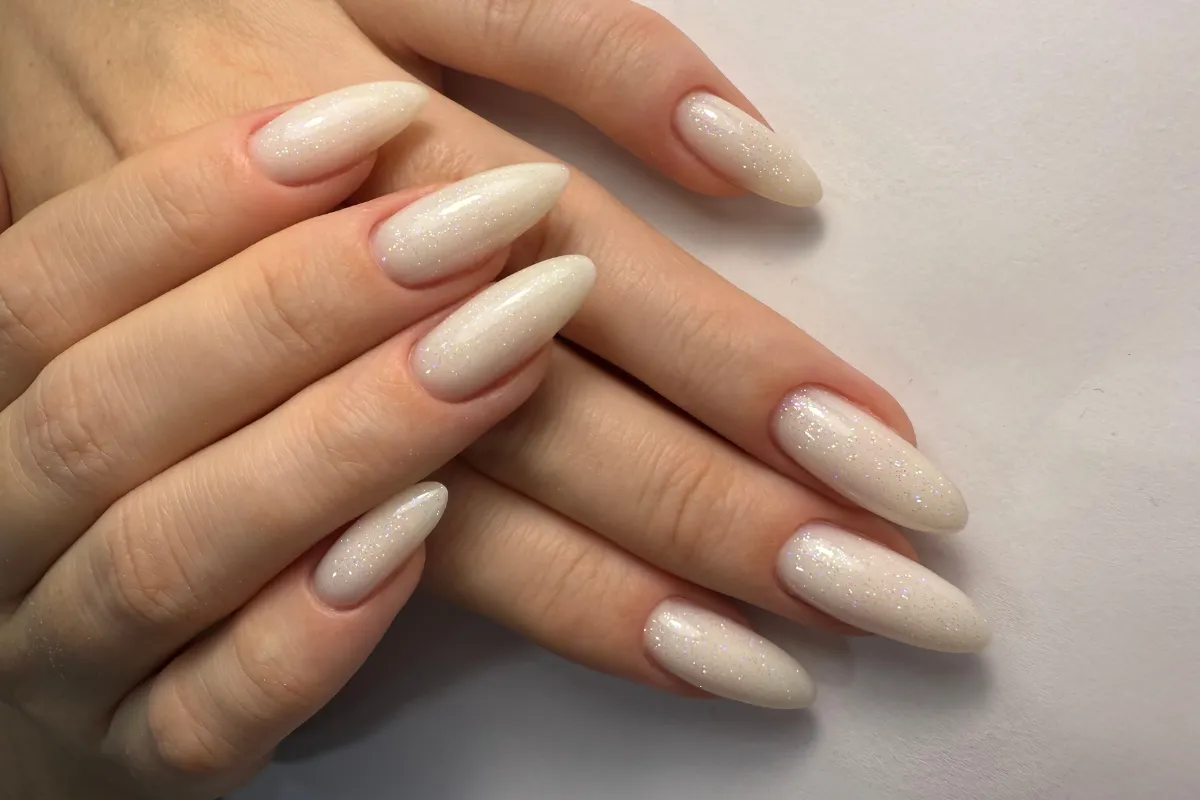 jak przedłużać paznokcie