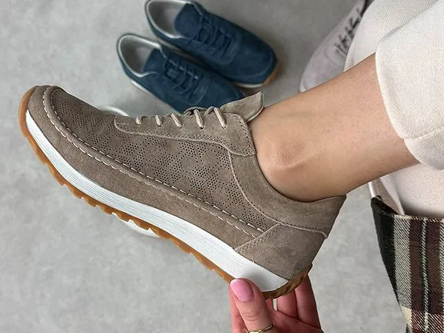 Sneakersy damskie na platformie – wygodne obuwie, które podkreśla styl i proporcje sylwetki